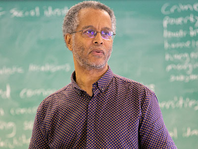 urban ministry professor Drew Smith teaching intergenerational black church studies